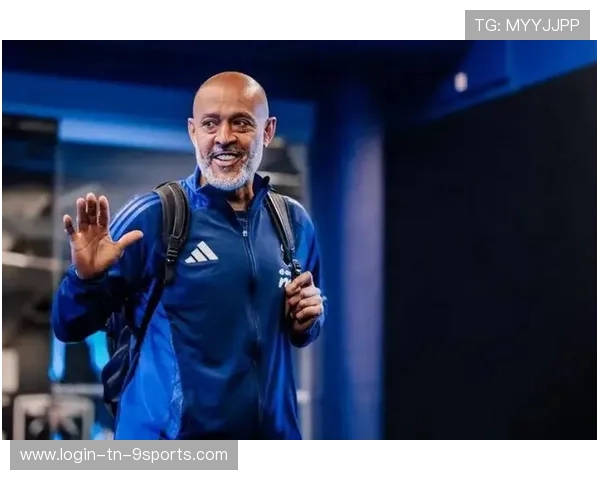 西汉姆主帅强调保持比赛耐心：赢得逆境的关键策略