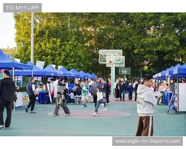 篮球文化节活动吸引众多篮球爱好者参与，篮球文化艺术节